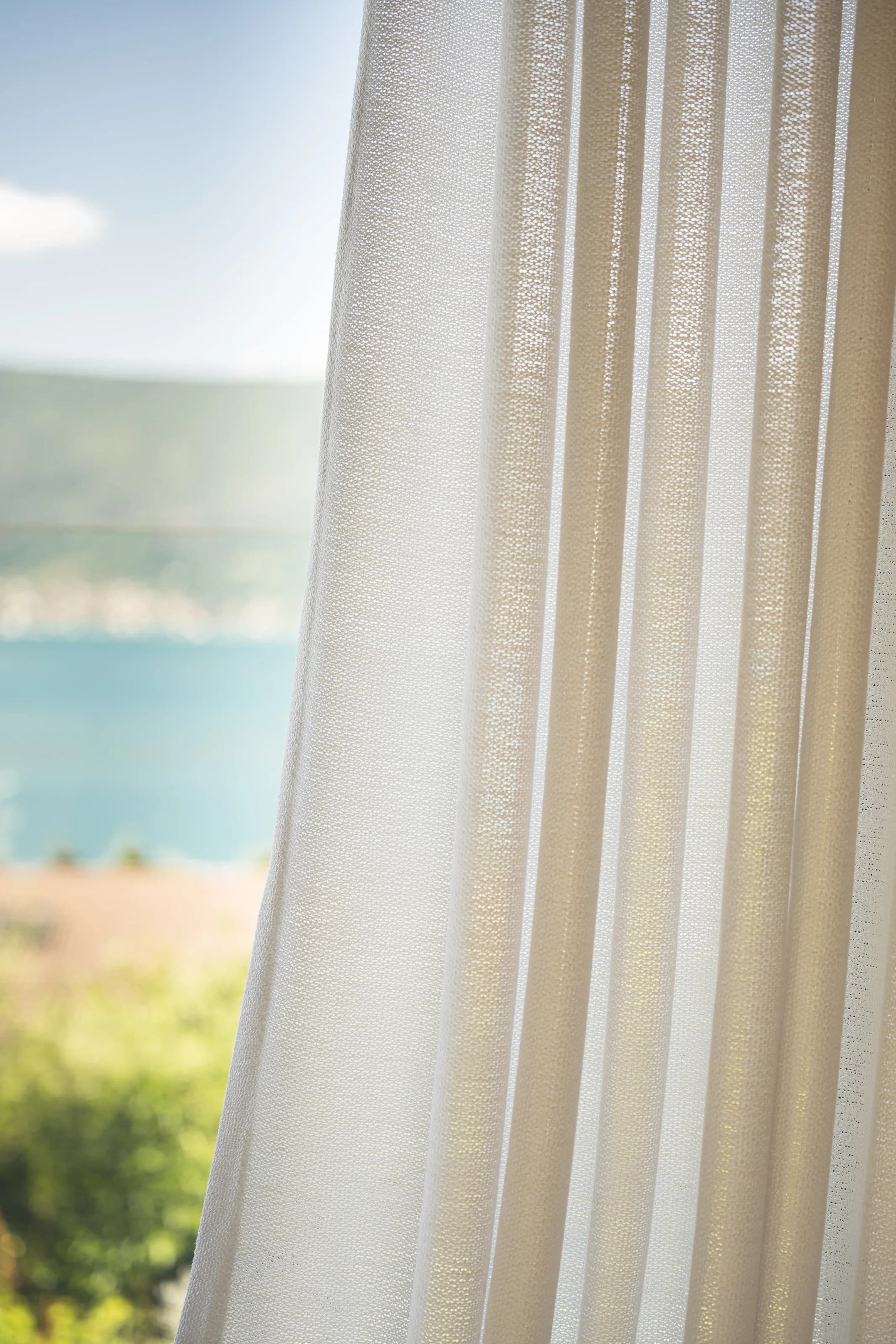 Rideaux & banquettes sur mesure — Haute-Savoie (photo 1.1)